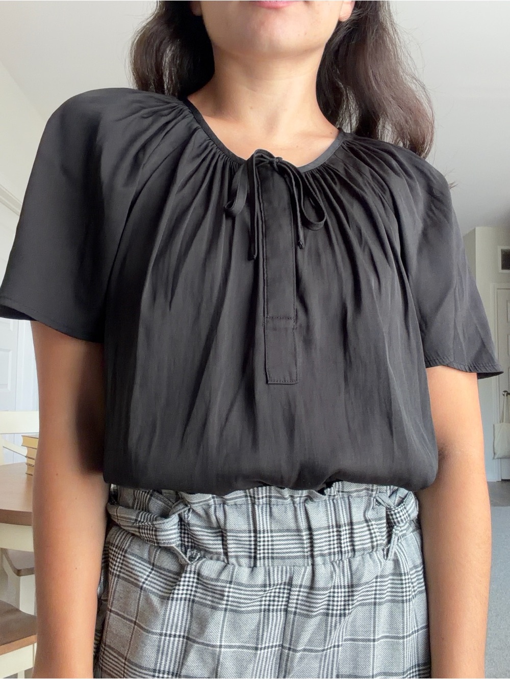 Simply Vera Wang Black Tie-Neck Blouse | Silky Drape | XS